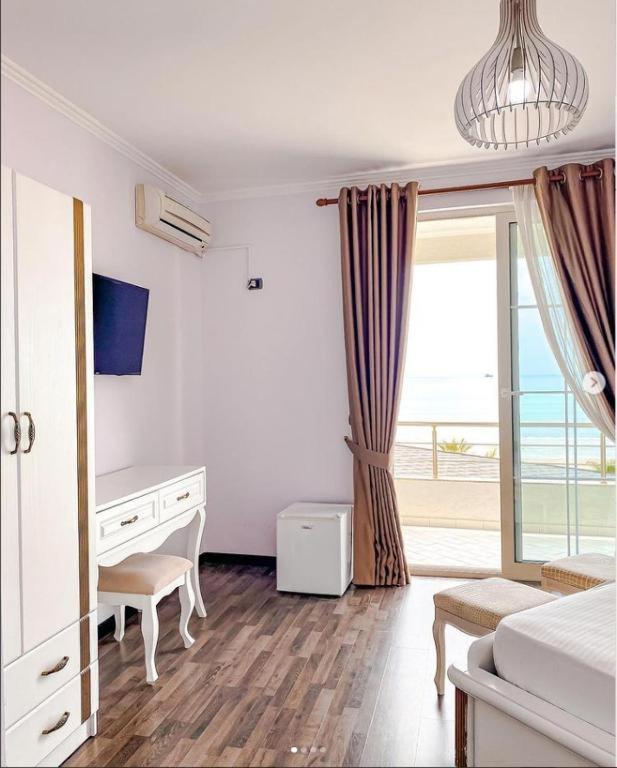 Hotel Majestic Durrës Eksteriør billede